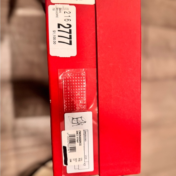 Valentino Garavani Poudre “Rockstud” sizer 7b - Picture 15 of 16